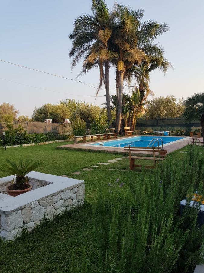 Alexsander Garden Appartement Floridia Buitenkant foto